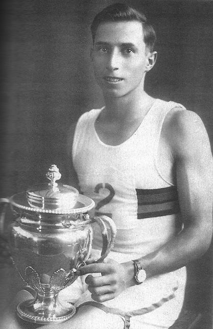 1stComradesWinnersTrophy1930_630x974.jpg