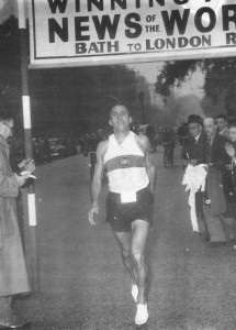 1953.10 Wally breaking Hardy Ballington's World 100 Mile recordin the 1953 Bath to London 100 miler by more than an hour in 12:20:28 (a record which was to remain unbroken for 15 years!) 