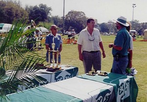 1998 Wally at awards ceremony